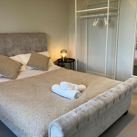 Stylish 1 Bed Flat With Private Terrace In Wimbledon - 3 The Queens London Eksteriør bilde